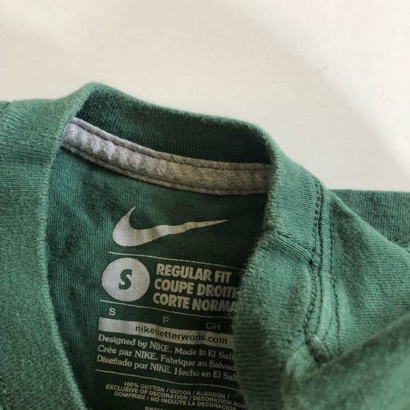 Men’s Nike Regular Fit T-Shirt - Picture 4 of 5